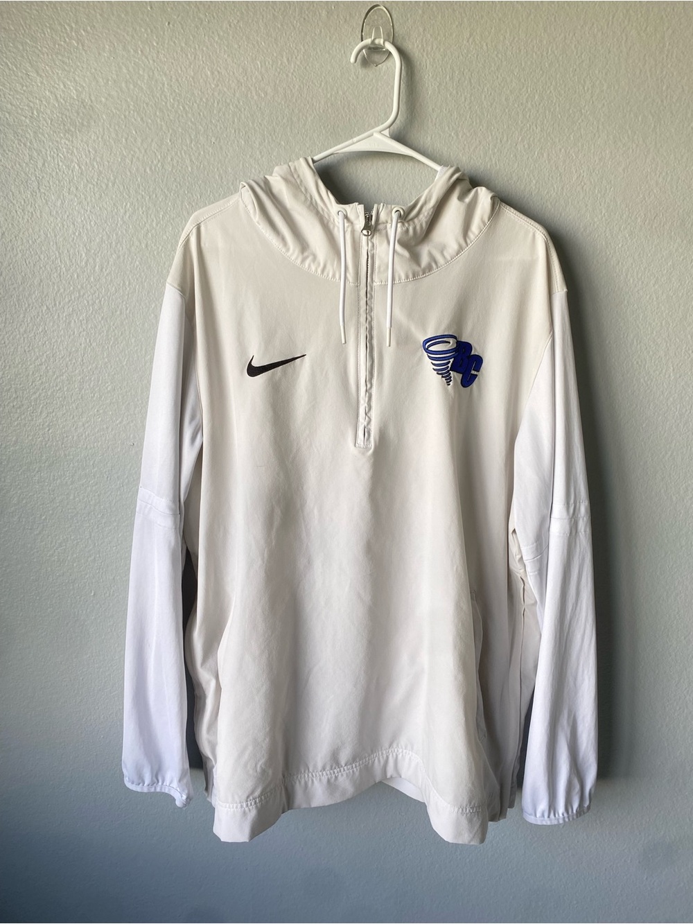 Nike White BC Tornado Half Zip Pullover Hooded Jacket Team Issue Size XL NWOT
